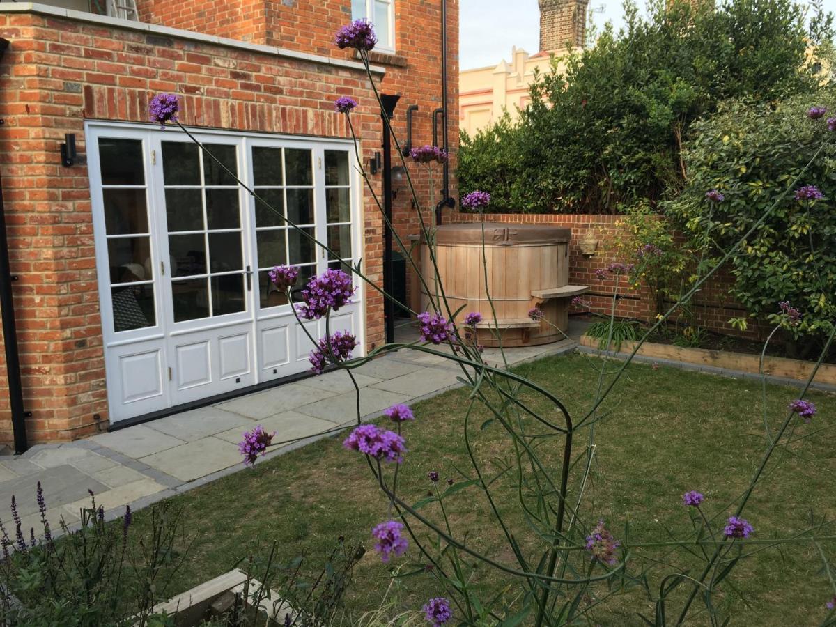 Gothic Cottage Ryde  Exterior photo